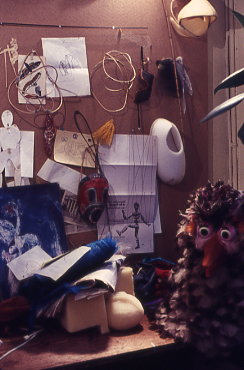 Puppenbau-Blick in die Puppenwerkstatt von Kermit Love